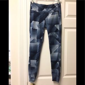 Pretty Athleta leggings!